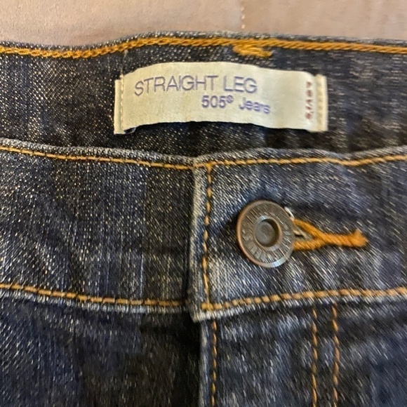 Levi's 505- Straight Leg Jeans- Size 12M - Picture 4 of 8